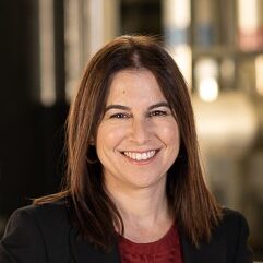 ג'ייד רגבים